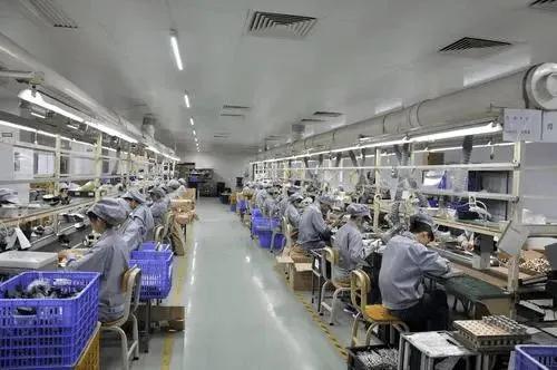 软弱领导的不良循环 员工为何挑战你的权威在文化娱乐市场中体现得尤为明显？